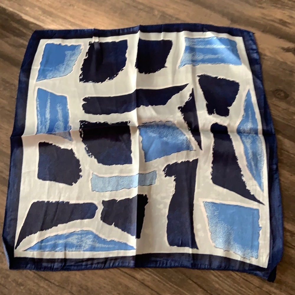 Faux Silk‎ Blue Mosaic Print Artsy Square Neck Scarf